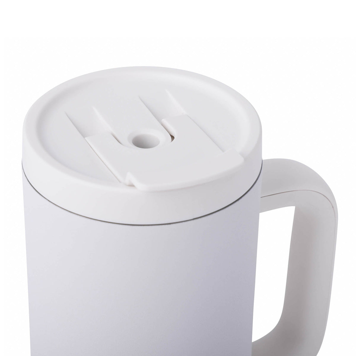 40-oz-leisure-tumbler-z0 CoreHome_MannaHydration_Whites_Raw-42.jpg